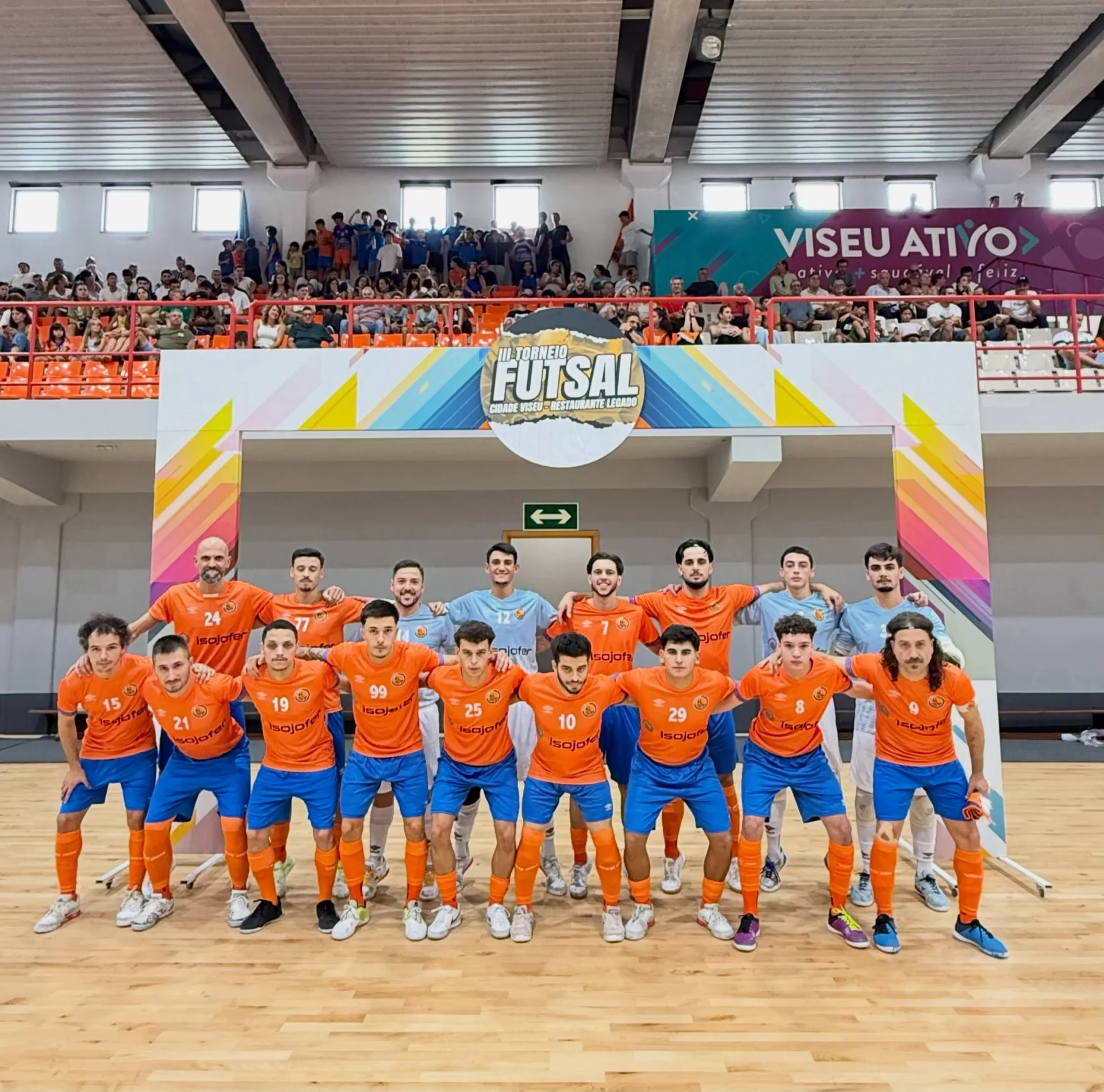 Futsal 2 ª Divisão Nacional Viseu 2001 Empatou Em Coimbra A Um Golo Foto Viseu 2001